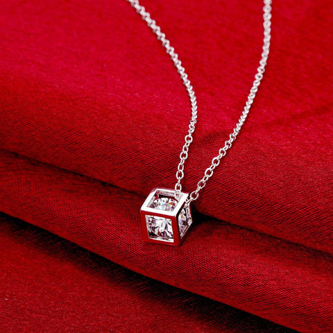 Image of Swarovski Crystal White Topaz Necklace in 18K White Gold Plated - mamyfull