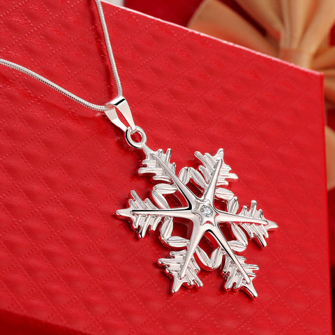 Image of Snowflake Necklace in 18K White Gold Plated - mamyfull